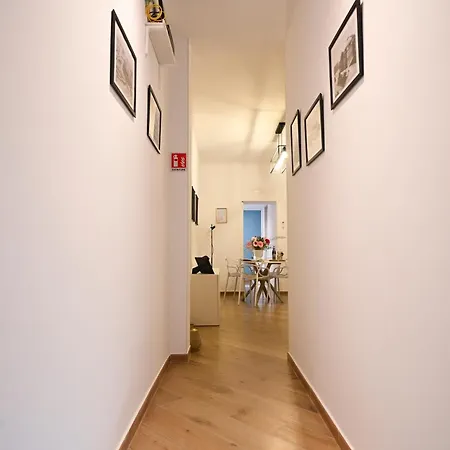 Mimi Apartament Bari